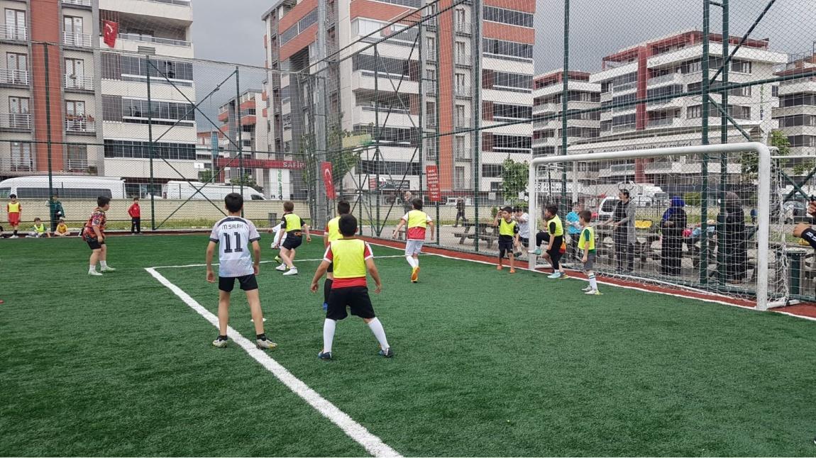 3. Sınıflar Arasında Futbol Turnuvası Heyecanı Başladı